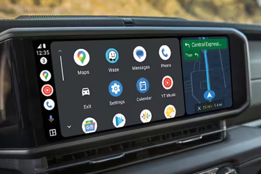 Android Auto on Uconnect Display in a Jeep