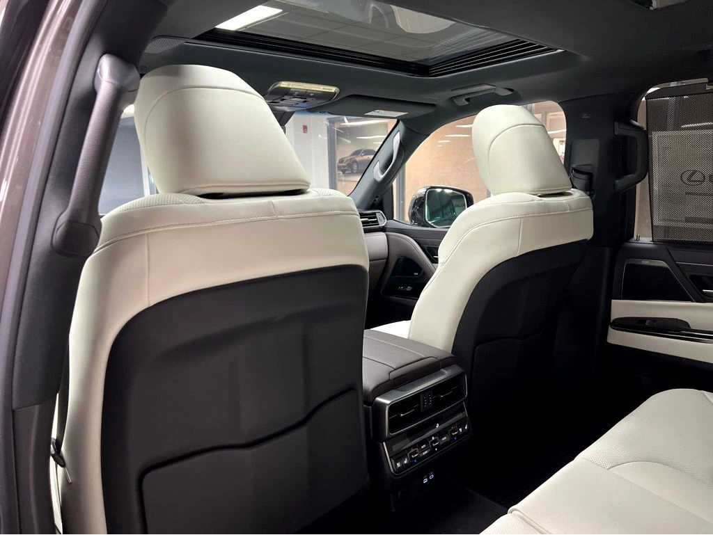 2026 Lexus LX 600 Luxury - Photo 19
