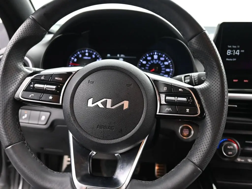 2024 Kia Forte GT-Line photo 20