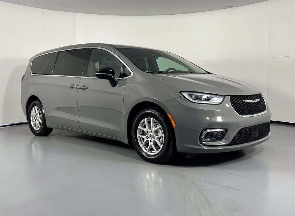 2025 Chrysler Pacifica