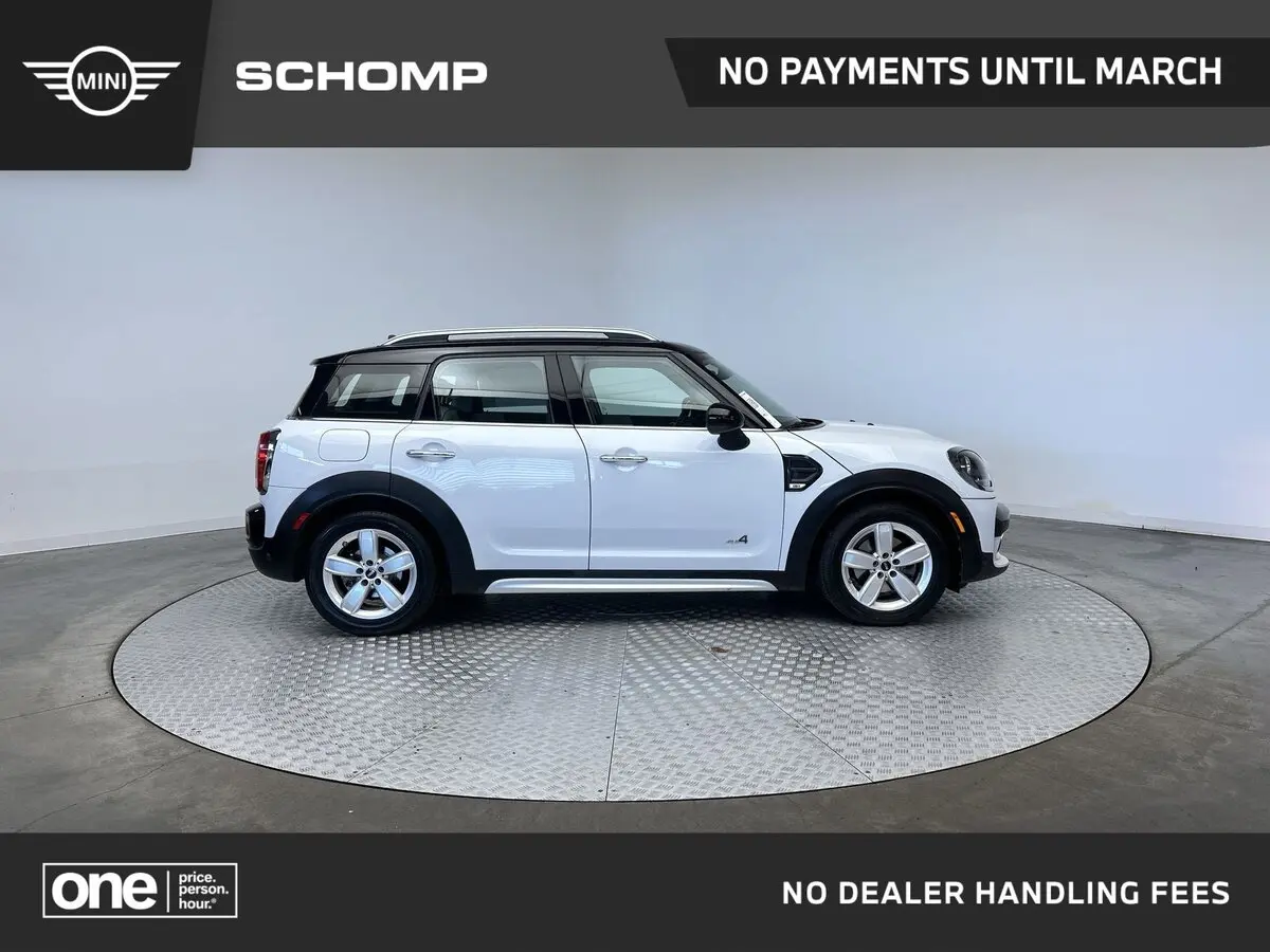 2018 MINI Countryman Base