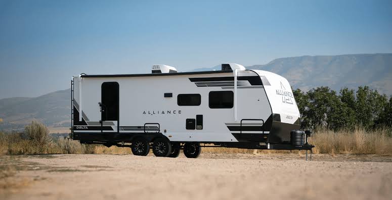 Delta Alliance RV in Desert