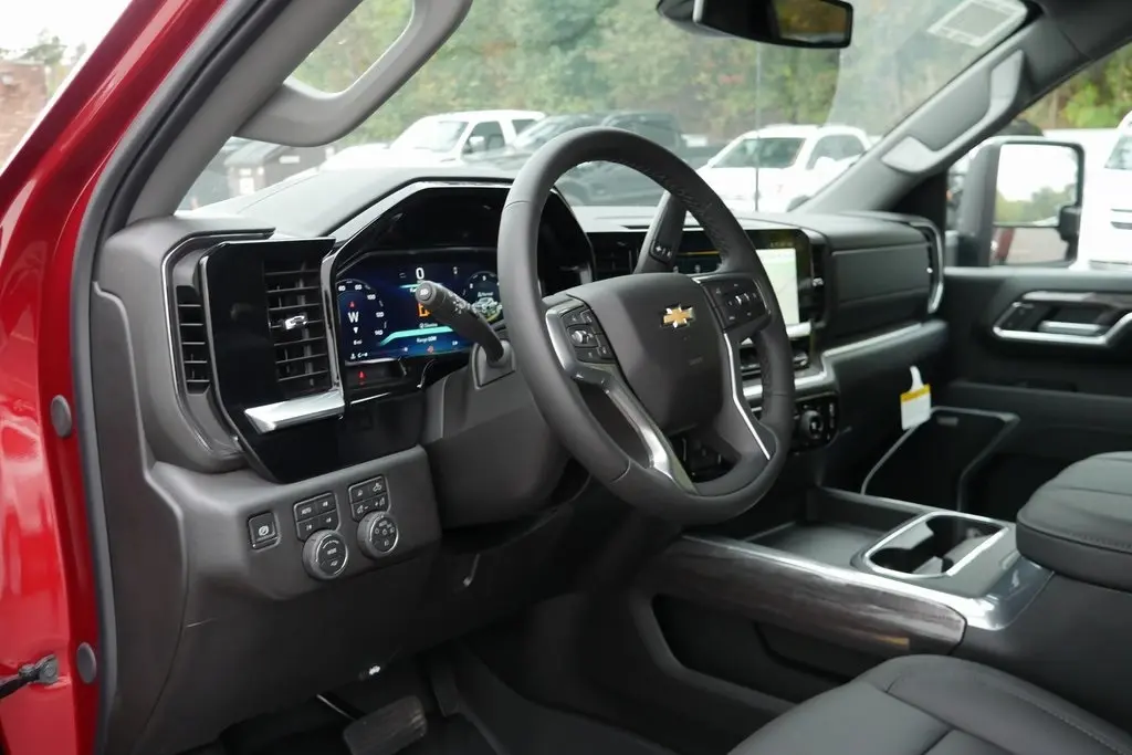 2026 Chevrolet Silverado LTZ photo 10