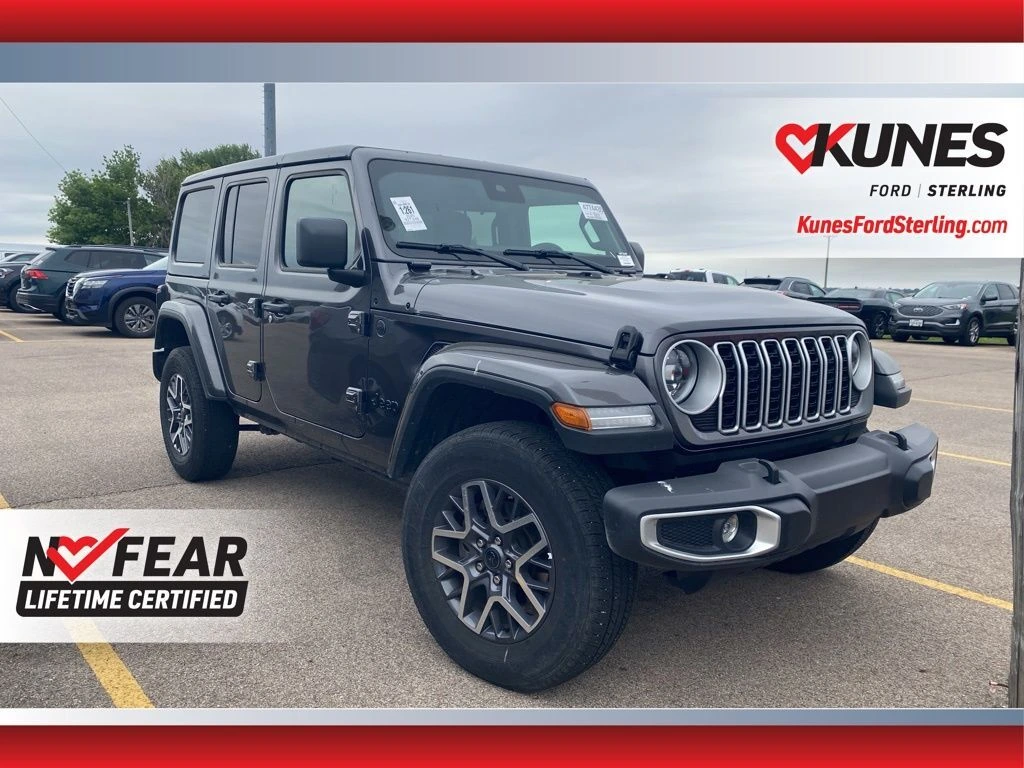 2025 Jeep Wrangler Sahara's photo
