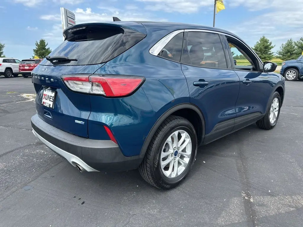 2020 Ford Escape SE photo 7
