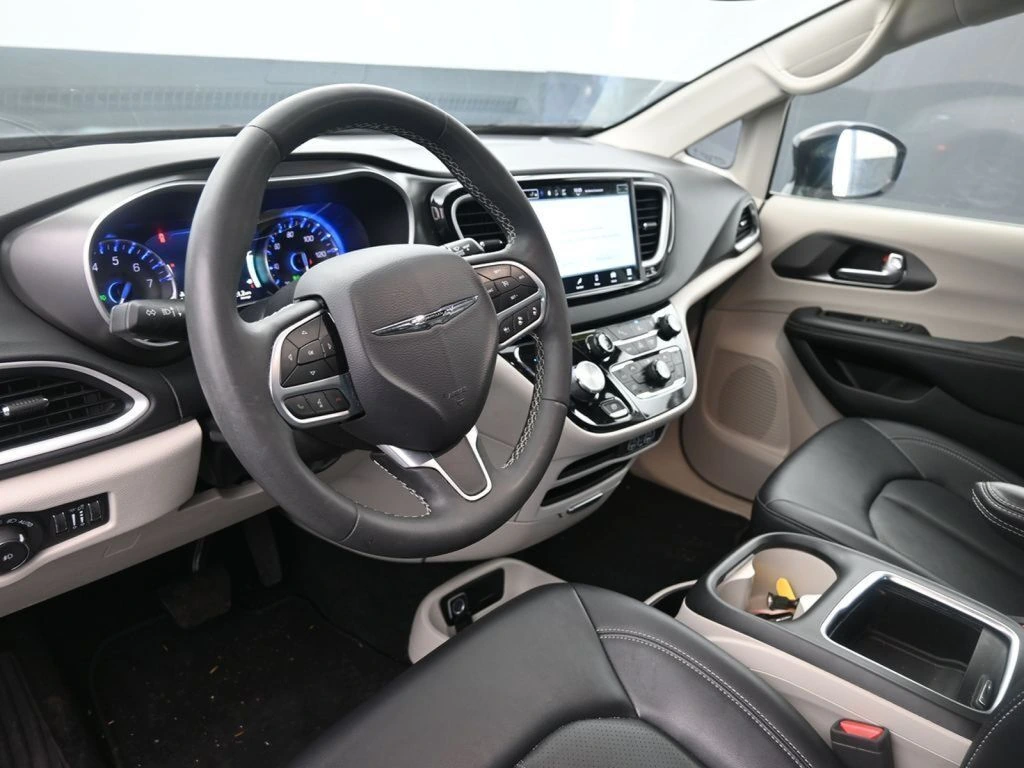 2024 Chrysler Pacifica Touring L - Photo 20