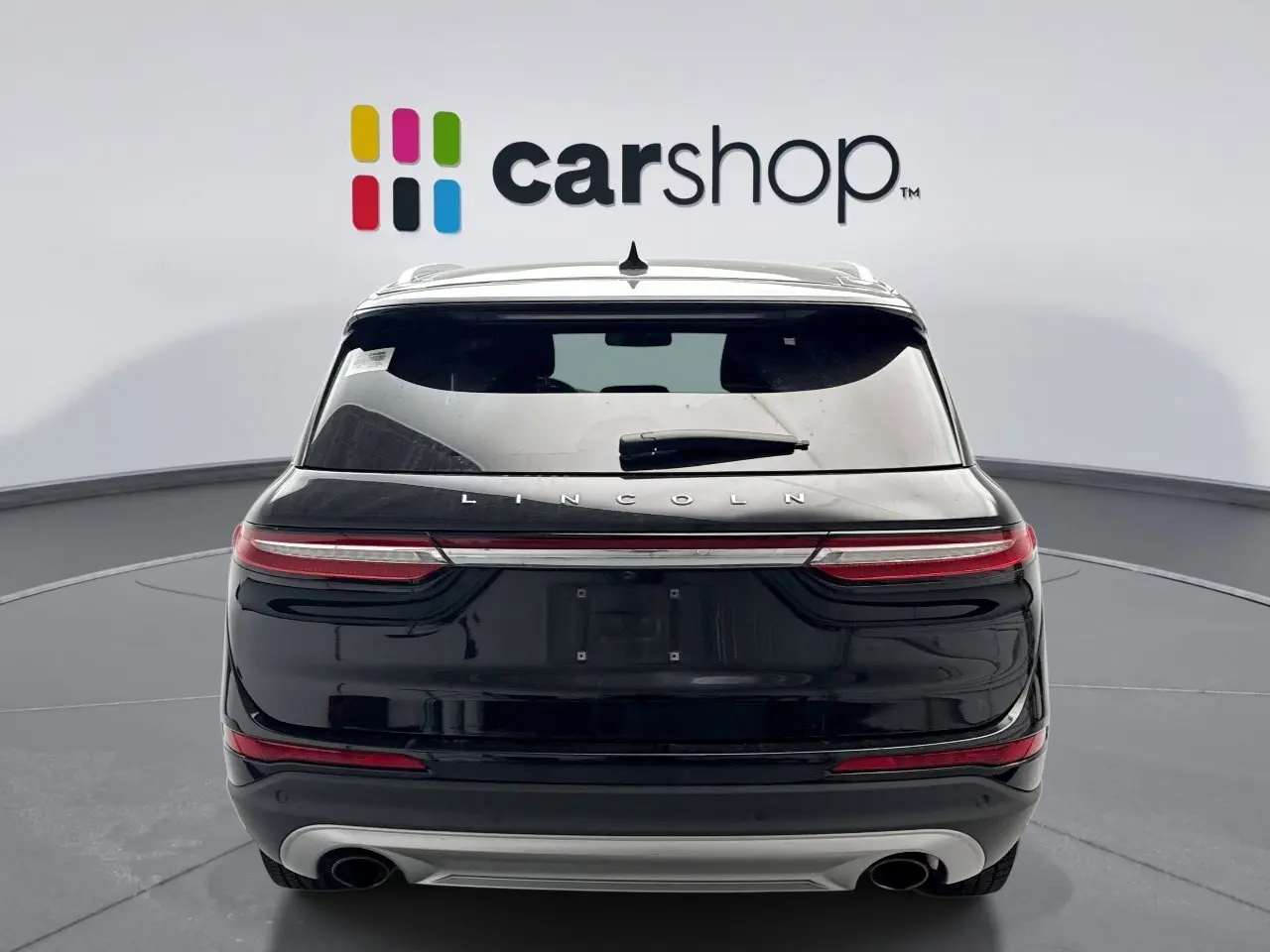 2021 Lincoln Corsair Standard photo 3
