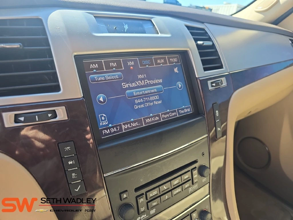 2013 Cadillac Escalade Luxury - Photo 21