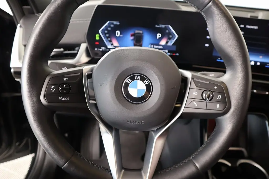 2025 Bmw X2 xDrive28i photo 3