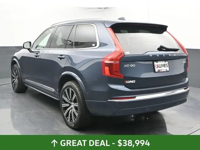 2023 Volvo XC90 Plus photo 6