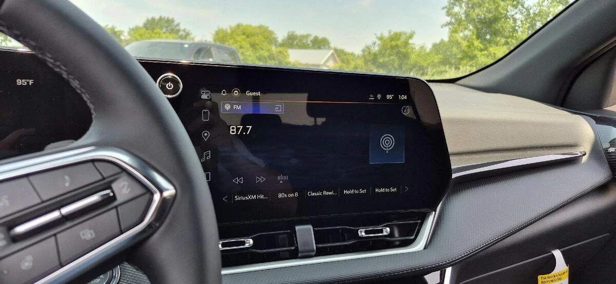 2026 Chevrolet Equinox LT - Photo 16
