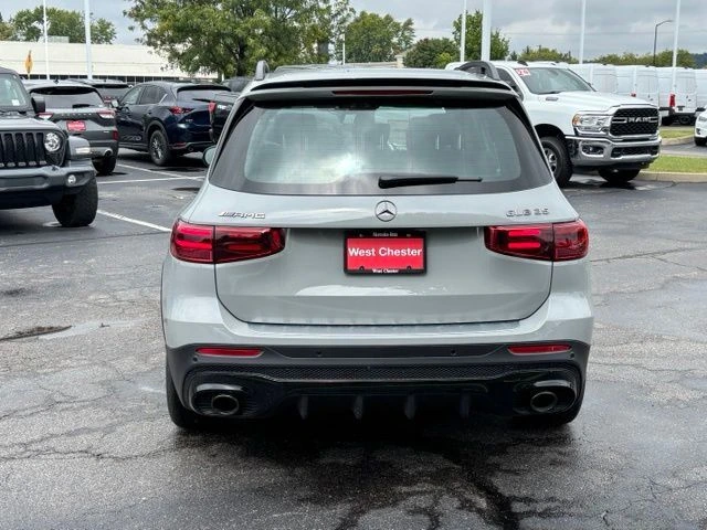 2026 Mercedes-Benz GLB AMG GLB 35 - Photo 11