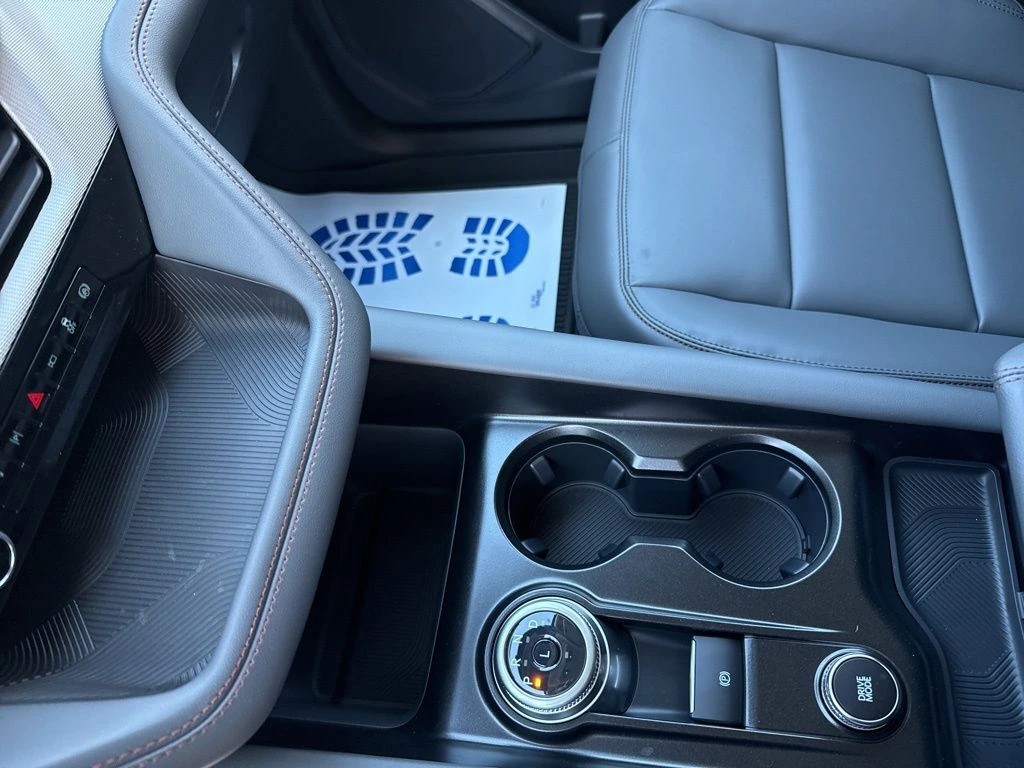 2026 Ford Explorer Active - Photo 31