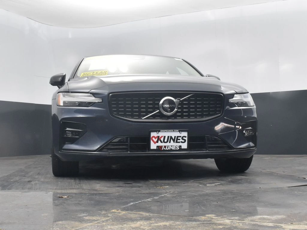 2024 Volvo - image 46