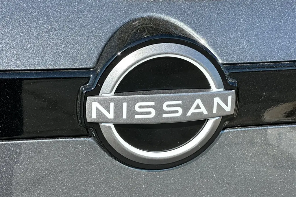 2025 Nissan Pathfinder SV photo 26