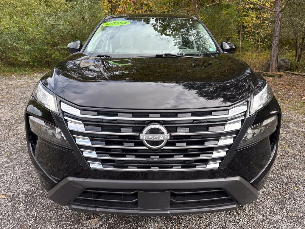Used 2024 Nissan Rogue SV with VIN JN8BT3BB0RW421361 for sale in Homer City, PA
