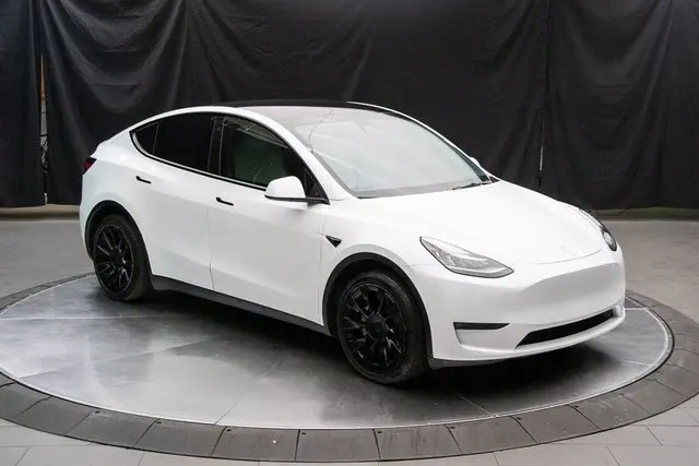 Used 2021 Tesla Model Y Long Range with VIN 5YJYGDEE7MF277262 for sale in Murray, UT