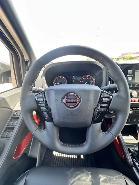 2026 Nissan Frontier PRO-4X photo 14