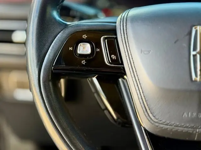 2022 Lincoln Aviator Reserve photo 23