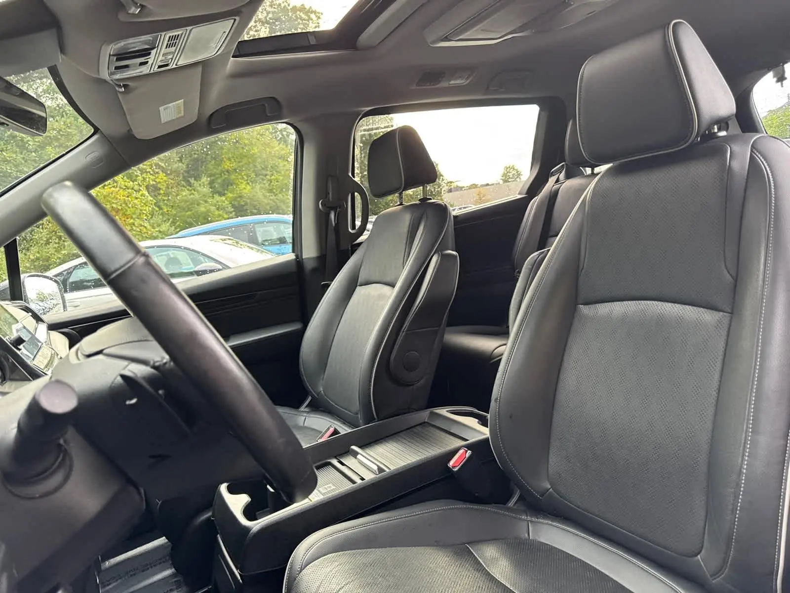 2023 Honda Odyssey Elite photo 13