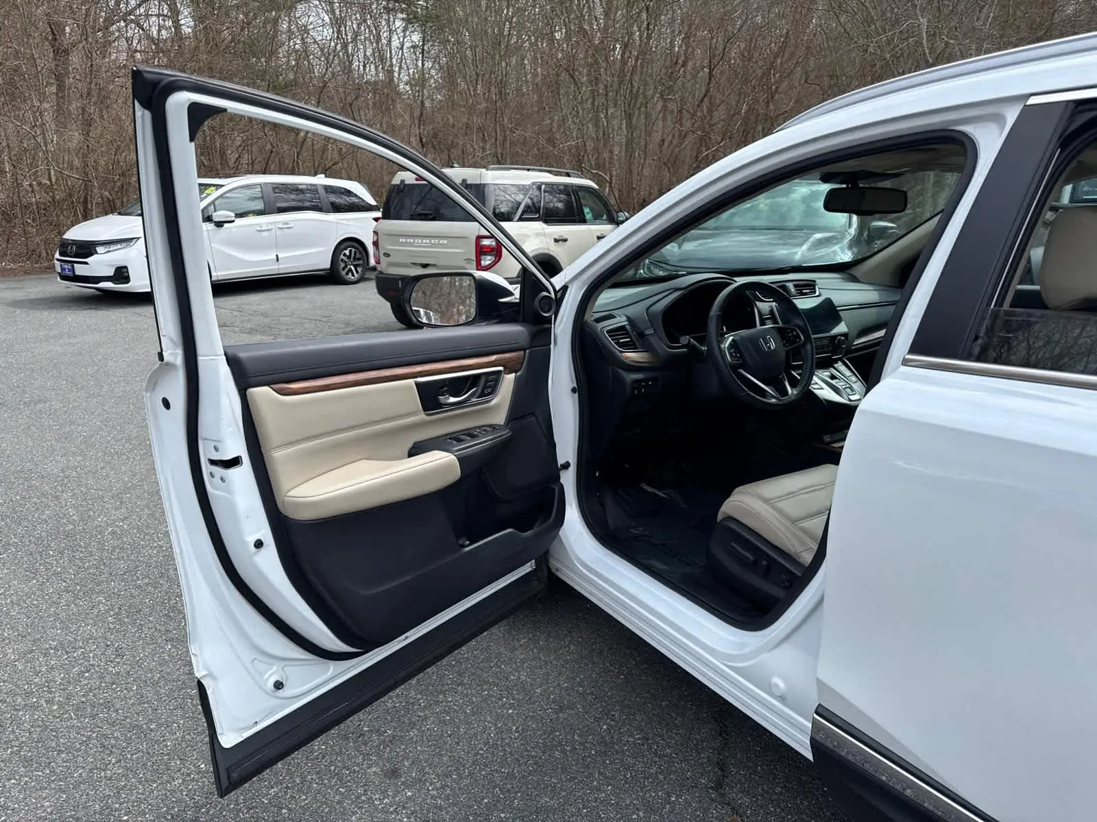 2021 Honda CR-V Hybrid Touring photo 10