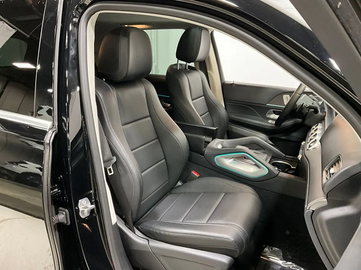 2020 Mercedes Benz GLE 450 4MATIC photo 4