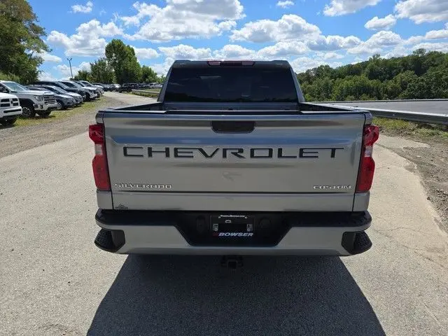 2024 Chevrolet Silverado 1500 Custom photo 4