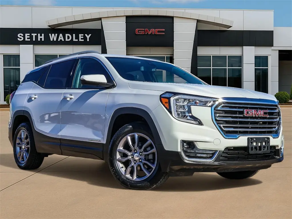 2023 GMC Terrain SLT's photo