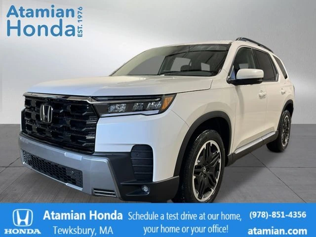 2026 Honda Pilot Touring AWD's photo