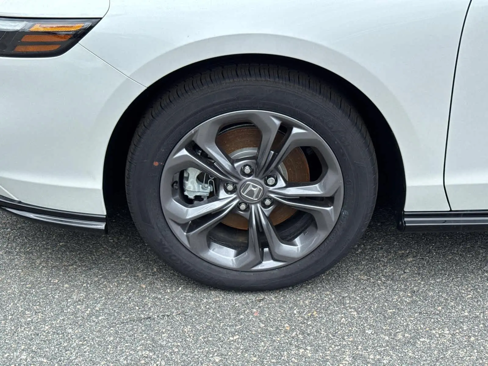2025 Honda Accord Hybrid EX-L photo 10