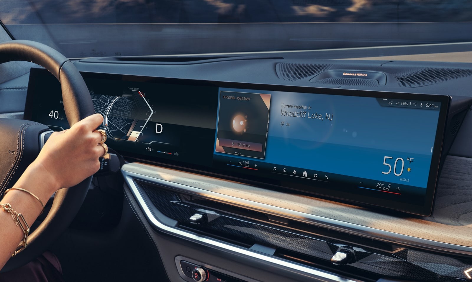 2024 BMW X7 rear view