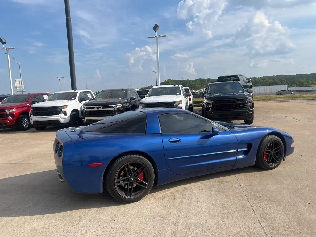 2002 Chevrolet Corvette Base photo 9