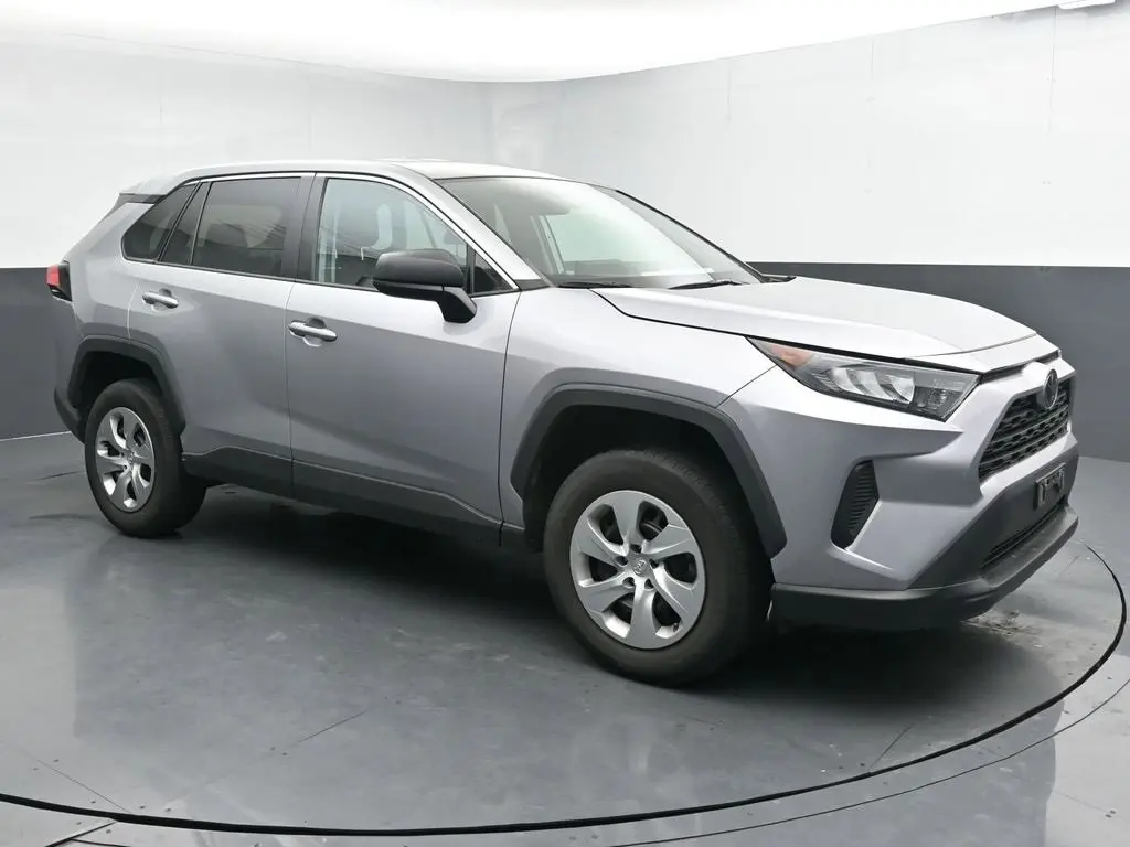 Used 2022 Toyota RAV4 LE with VIN 2T3H1RFV9NW220800 for sale in Kingsport, TN