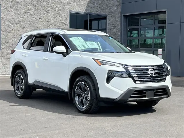 2026 Nissan Rogue SV photo 7