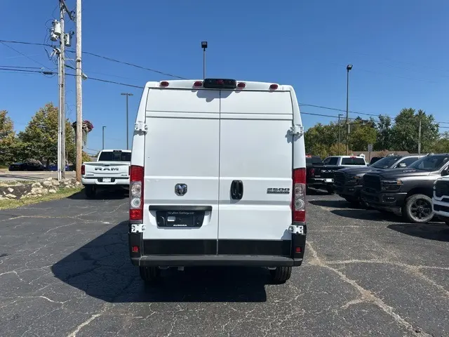 2025 Ram ProMaster 2500 photo 4