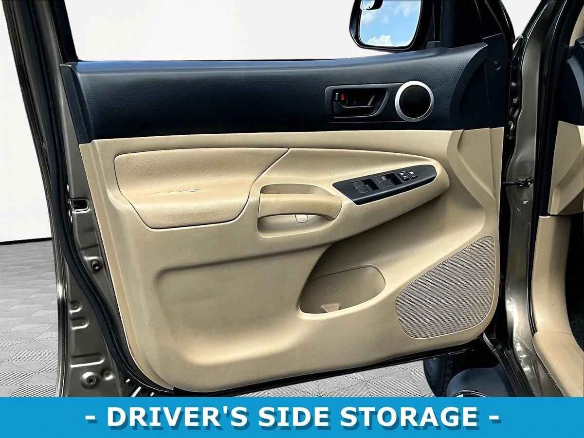 2015 Toyota Tacoma PreRunner - Photo 20