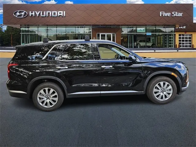 2025 Hyundai Palisade SEL photo 3