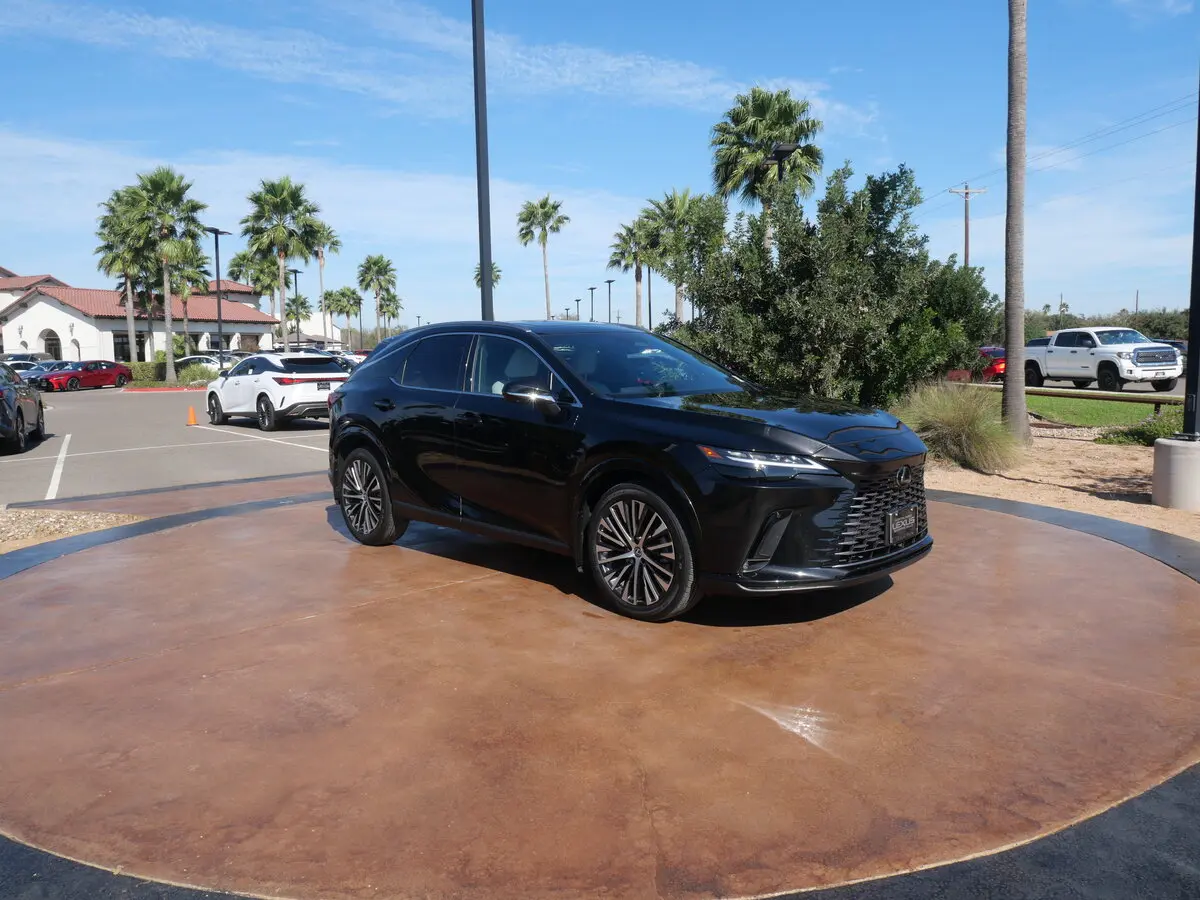 2024 Lexus RX 350's photo