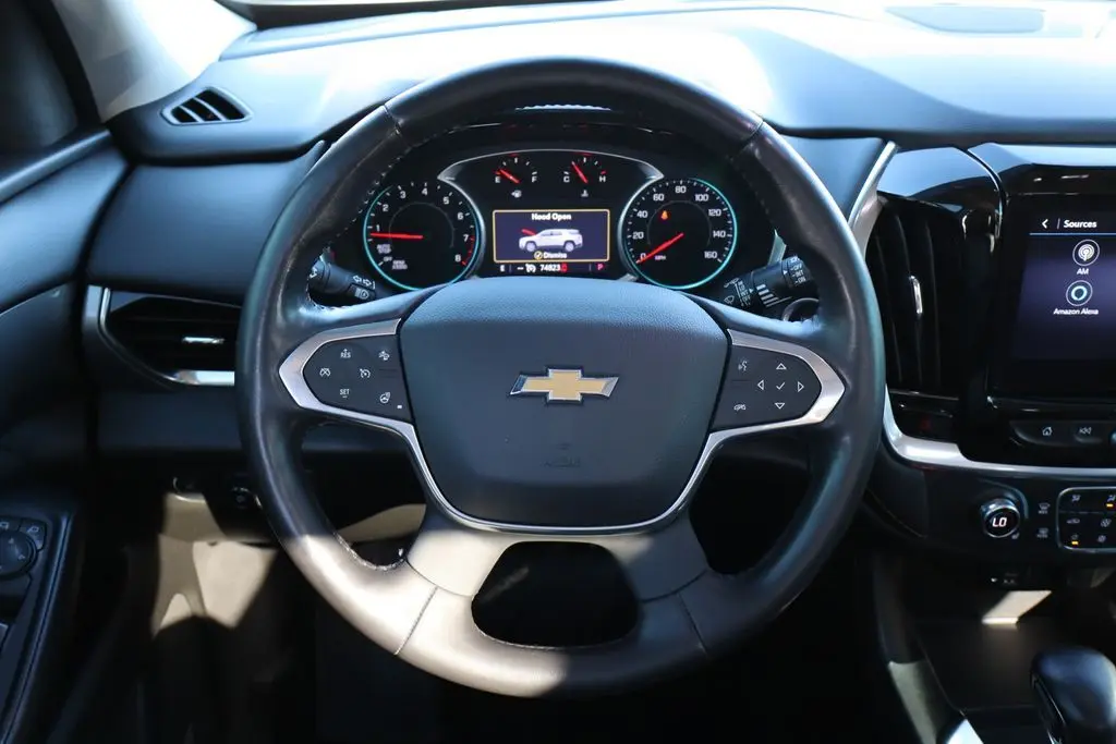 2021 Chevrolet Traverse Leather photo 16
