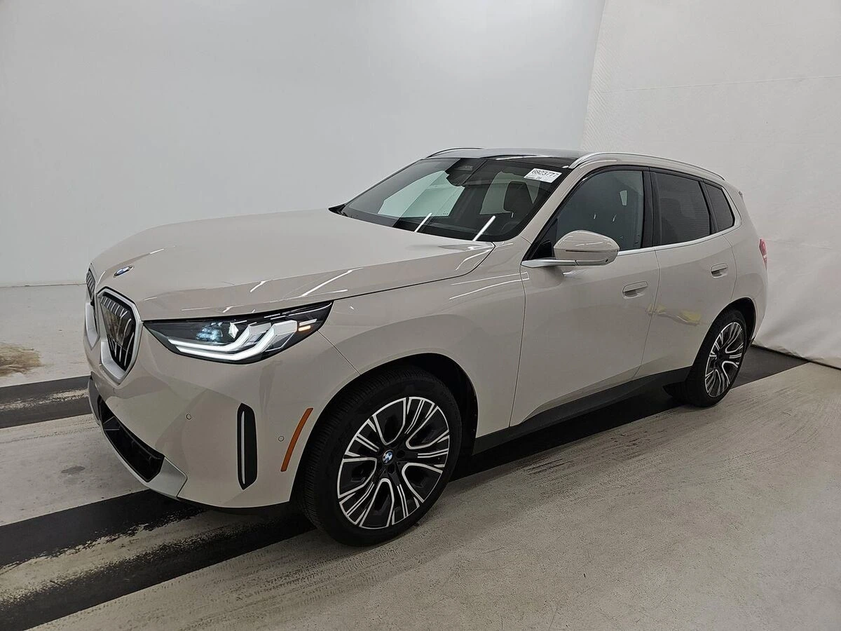 2025 BMW X3 30 XDRIVE's photo