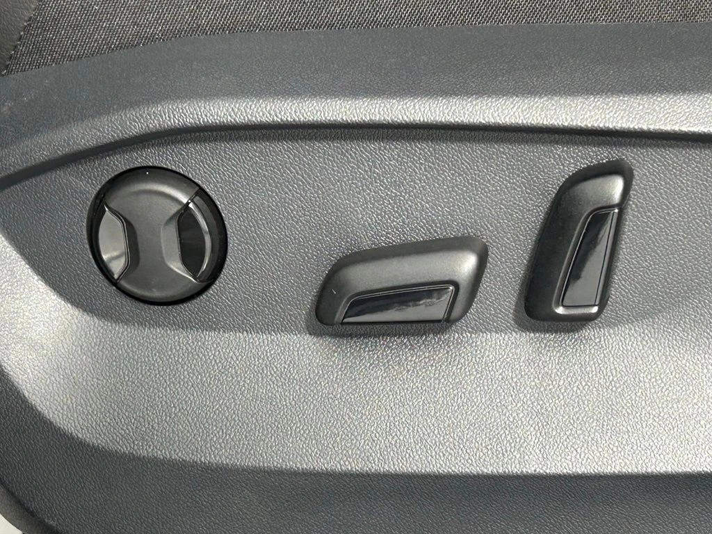 2024 Volkswagen Tiguan SE - Photo 30
