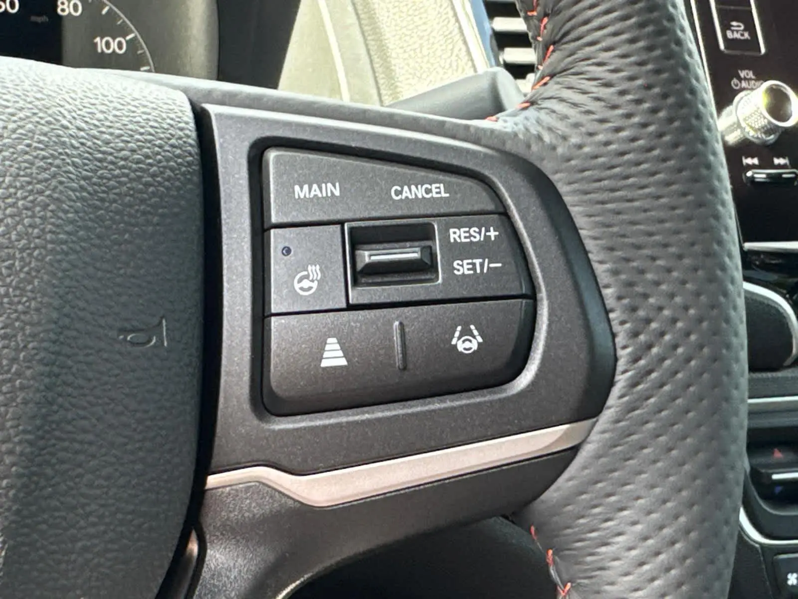 2025 Honda Ridgeline TrailSport photo 19