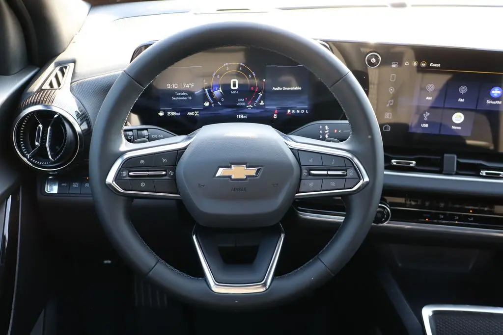 2026 Chevrolet Equinox LT photo 14