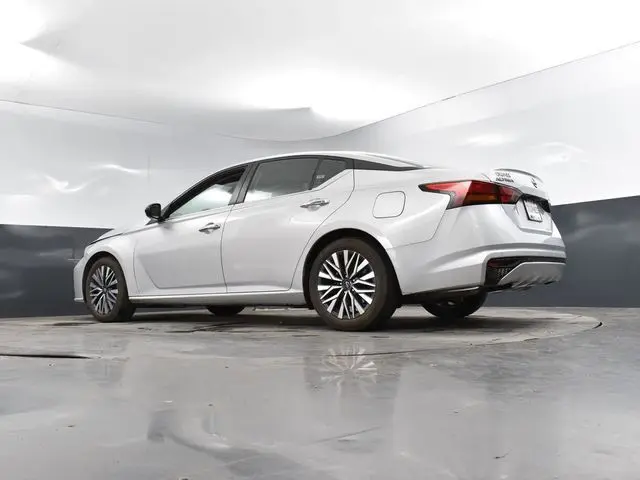 2024 Nissan Altima 2.5 SV photo 36