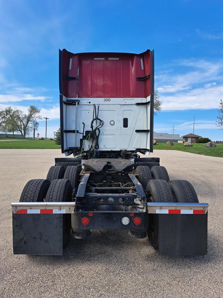 2021 International LoneStar — photo 6