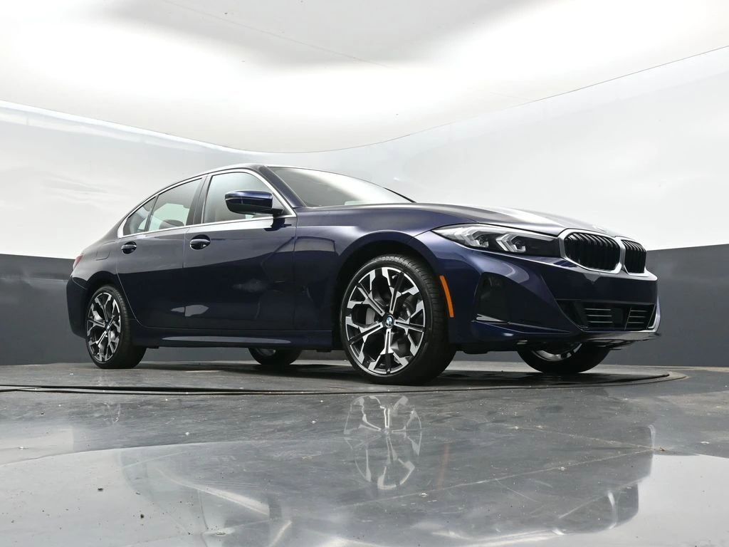 2026 BMW 3 Series 330i - Photo 44