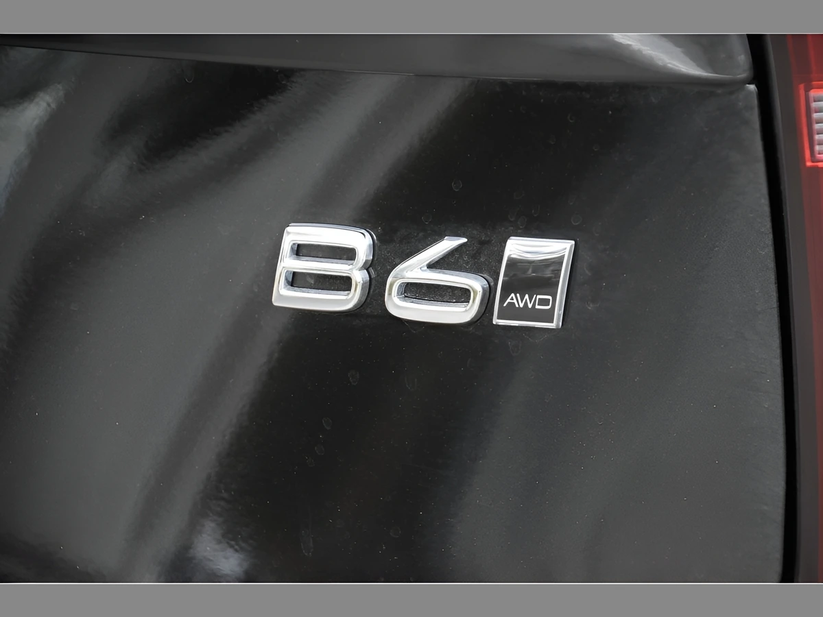 2026 Volvo XC90 Plus - Photo 25