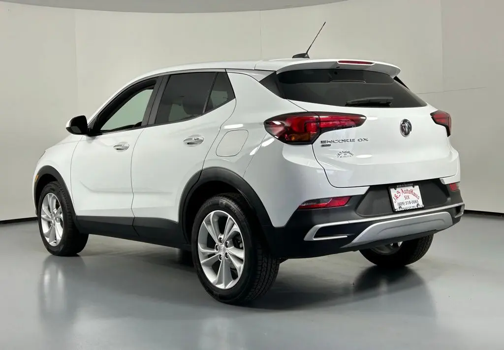 2023 Buick Encore GX Preferred photo 3