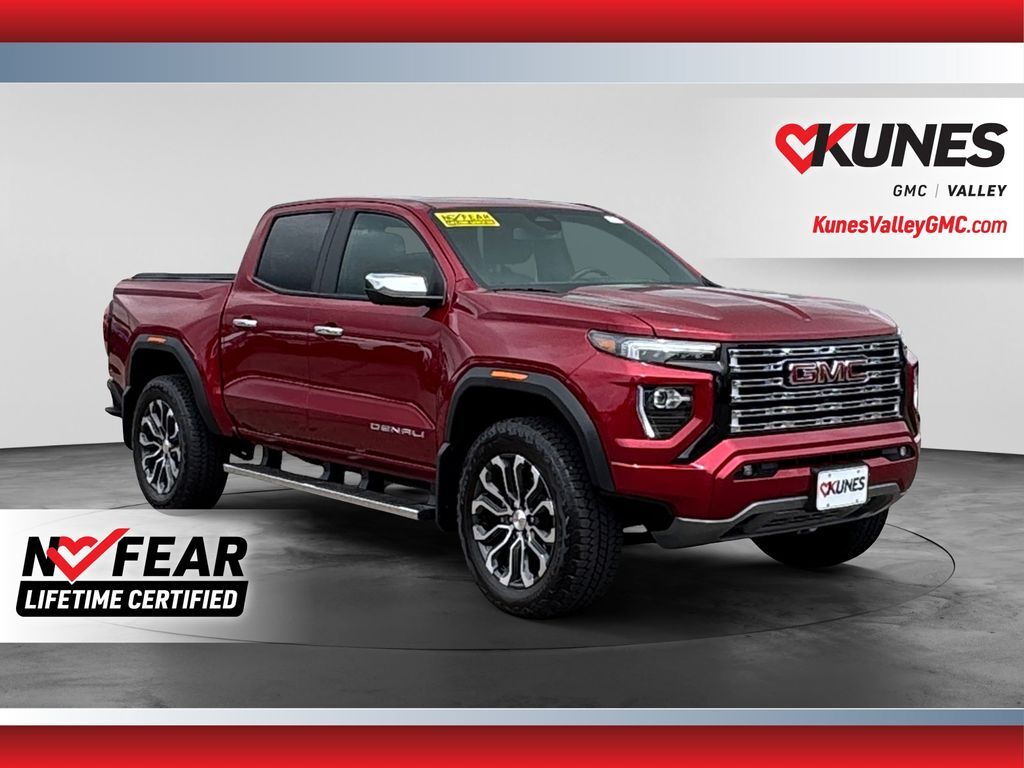 2025 GMC Canyon Denali