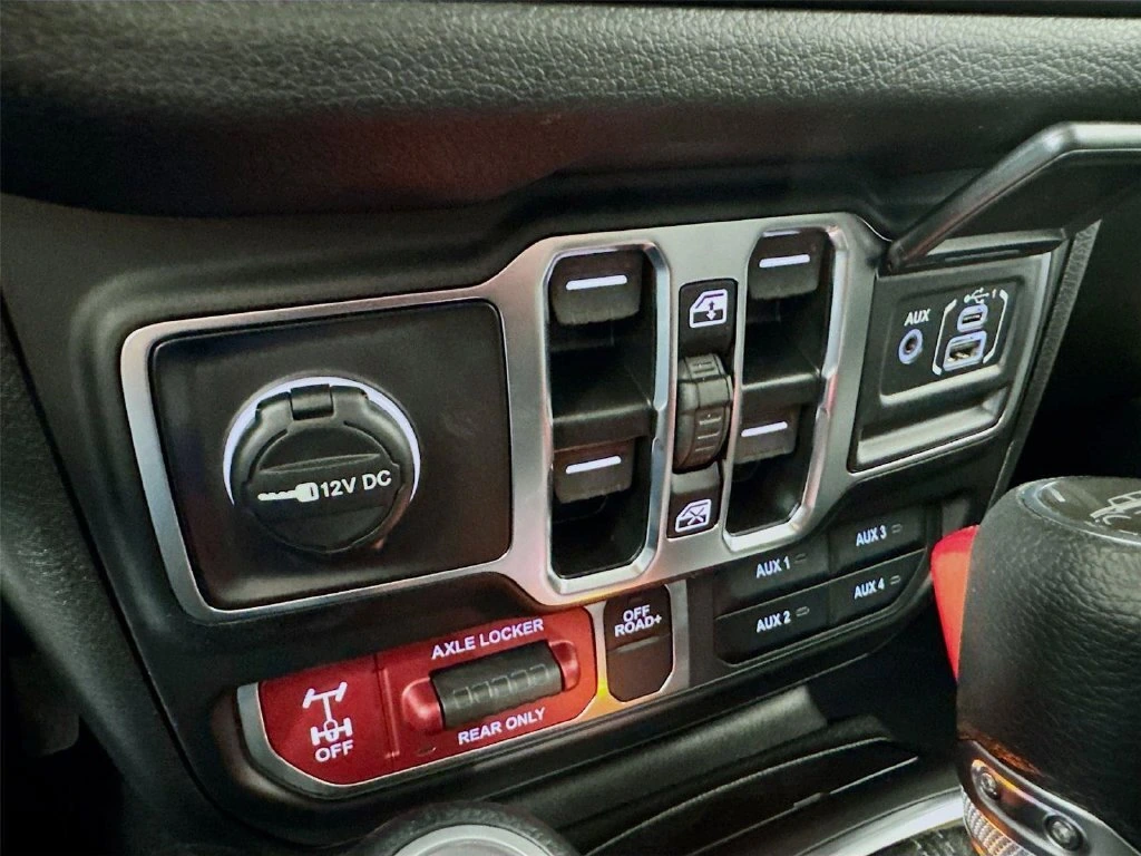 2025 Jeep Gladiator Willys - Photo 35